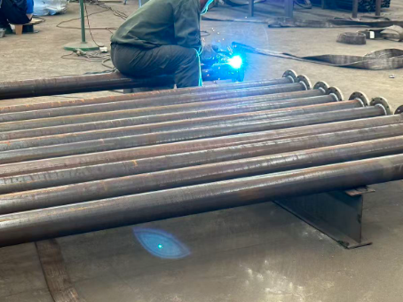 潍坊20#无缝注浆管加工108*6钢花管棚管